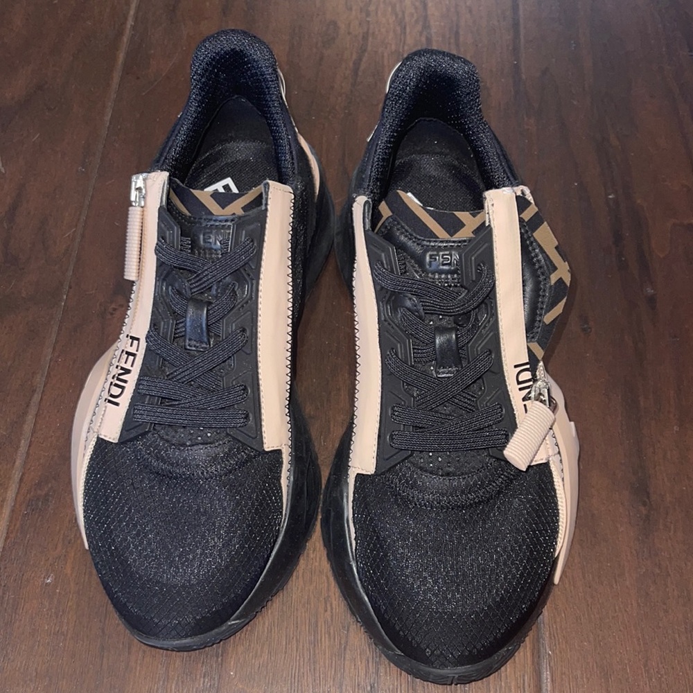 FENDI sneakers in new conditions